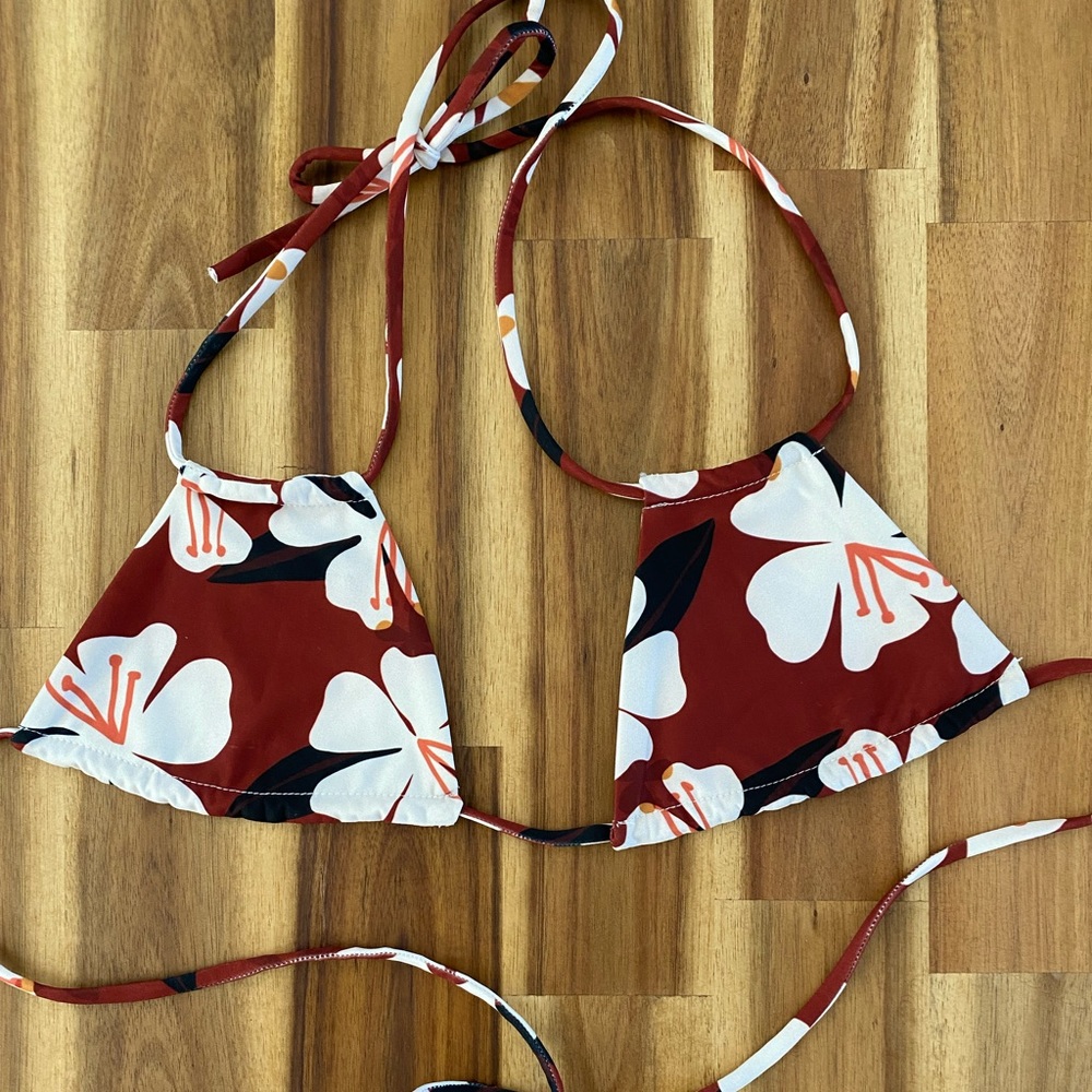 Stone Fox Swim bikini top